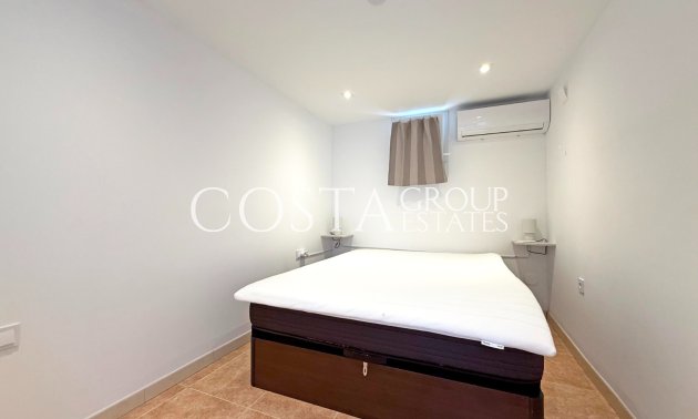 Resale - House -
Torrevieja - Torrelamata - La Mata