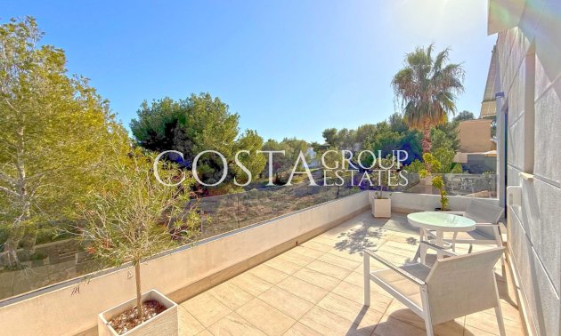 Resale - Villa -
Orihuela Costa - Villamartín
