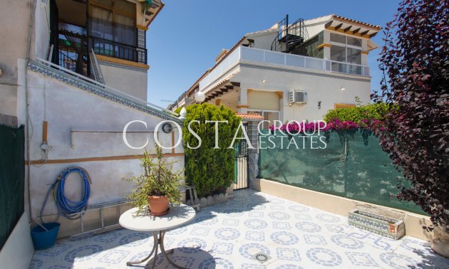 Wiederverkauf - House -
Orihuela Costa