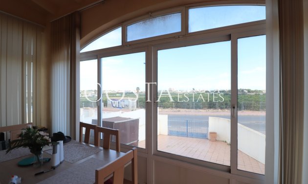 Odsprzedaż - Willa -
Orihuela Costa - Los Balcones