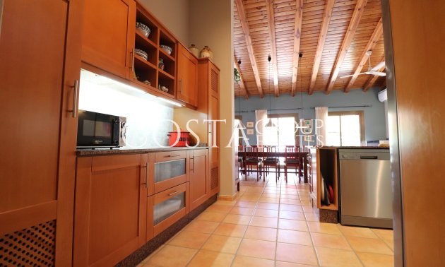 Revente - Villa -
Catral