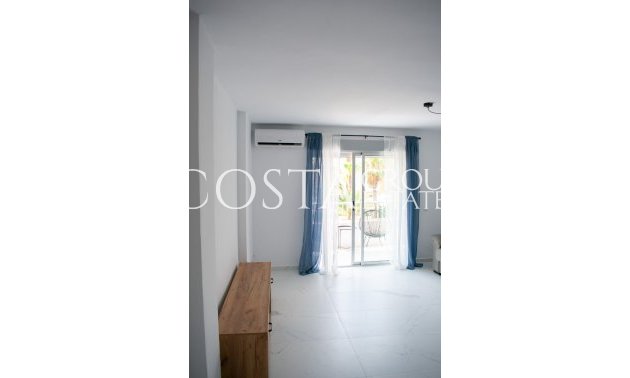 Revente - Appartement -
Orihuela Costa - Punta Prima