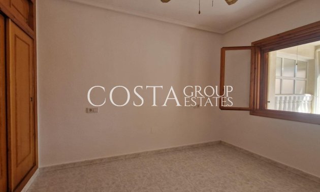 Wiederverkauf - House -
Torrevieja - Los Altos