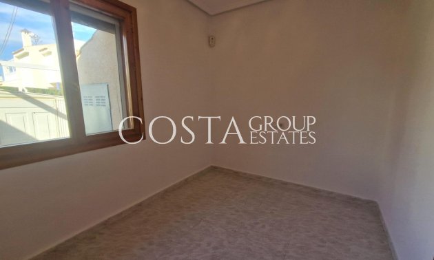 Wiederverkauf - House -
Torrevieja - Los Altos
