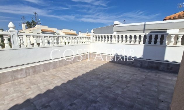 Wiederverkauf - House -
Torrevieja - Los Altos