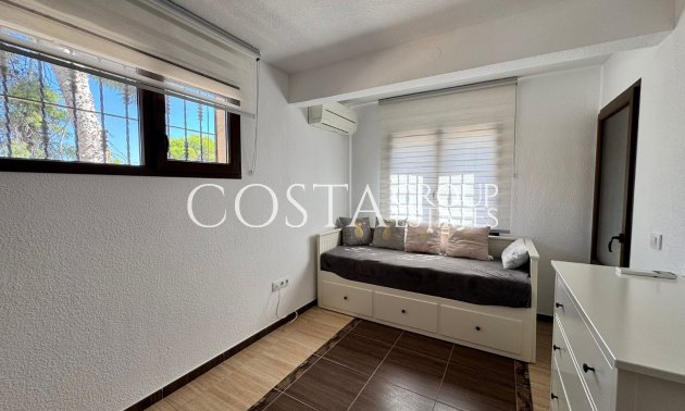 Herverkoop - Huis -
Torrevieja - Punta Prima