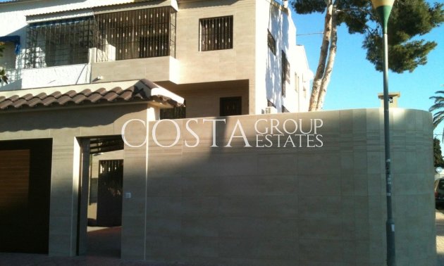 Herverkoop - Huis -
Torrevieja - Punta Prima