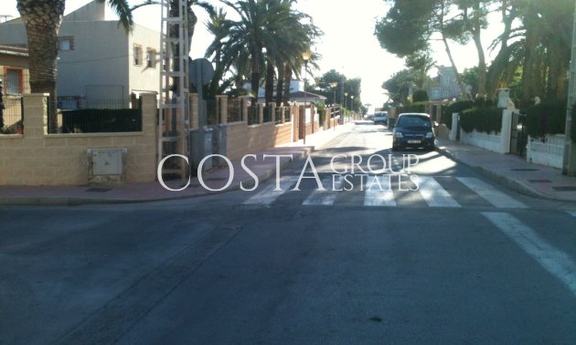 Herverkoop - Huis -
Torrevieja - Punta Prima