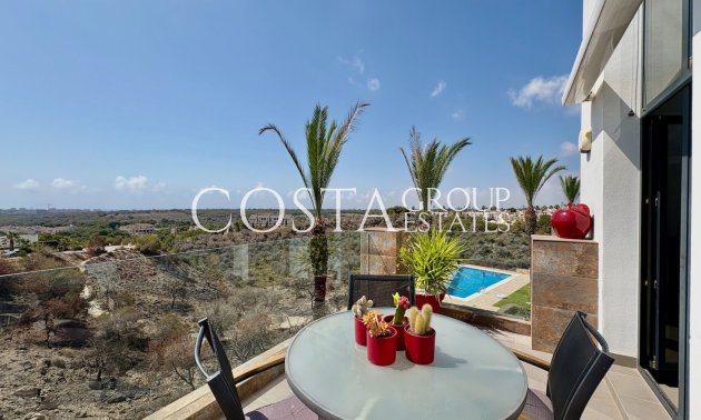 Herverkoop - Huis -
Dehesa de Campoamor - Las Ramblas