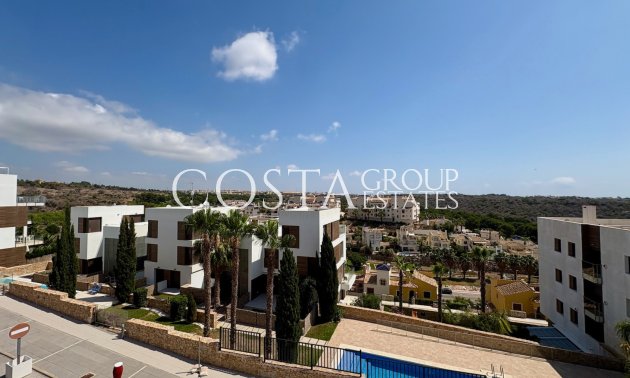 Herverkoop - Huis -
Dehesa de Campoamor - Las Ramblas