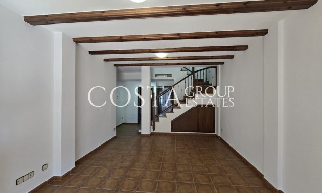 Resale - Villa -
Algorfa - La Finca Golf Resort