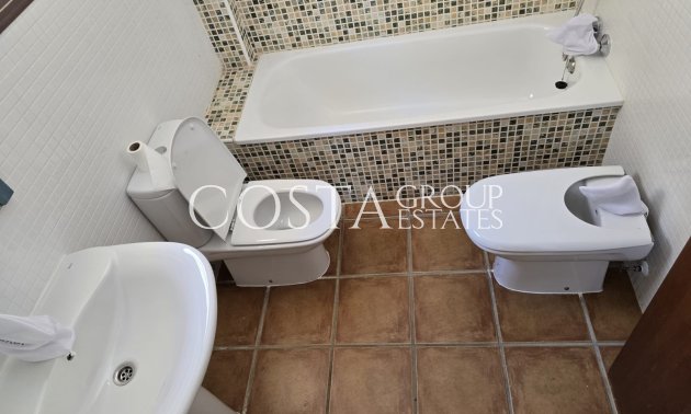 Resale - Villa -
Algorfa - La Finca Golf Resort