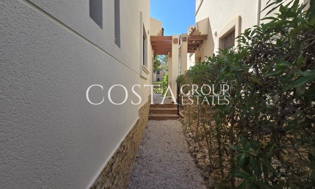 Resale - Villa -
Algorfa - La Finca Golf Resort