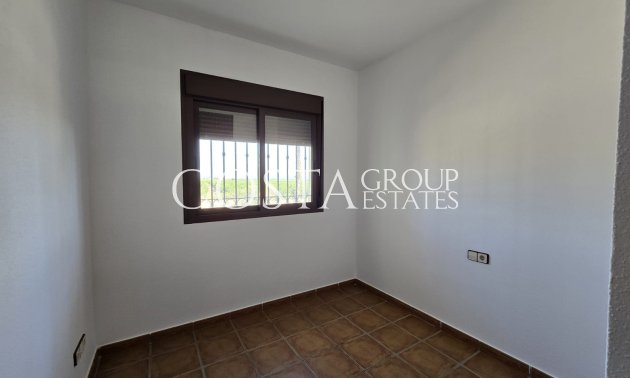Resale - Villa -
Algorfa - La Finca Golf Resort