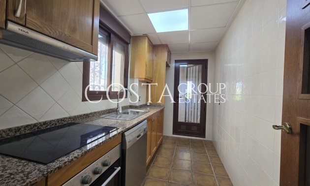 Resale - Villa -
Algorfa - La Finca Golf Resort