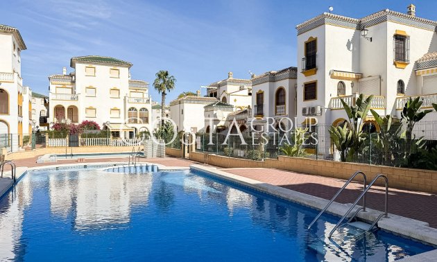 Revente - Appartement -
Torrevieja - Torrelamata - La Mata