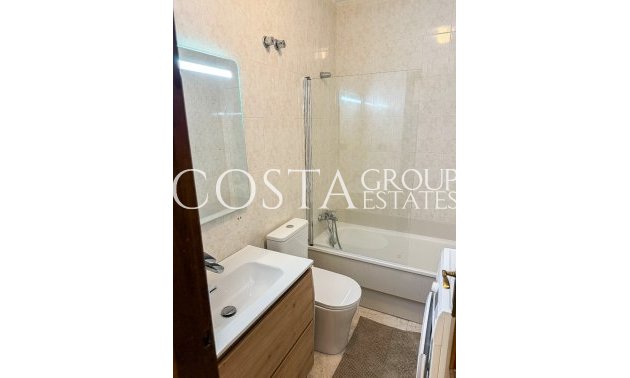Revente - Appartement -
Torrevieja - Torrelamata - La Mata