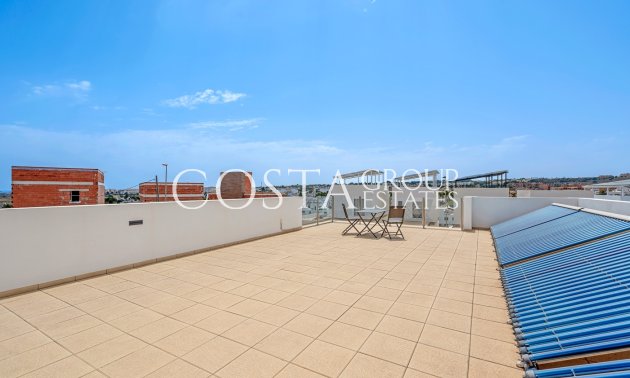 Resale - Villa -
Orihuela Costa - Villamartín