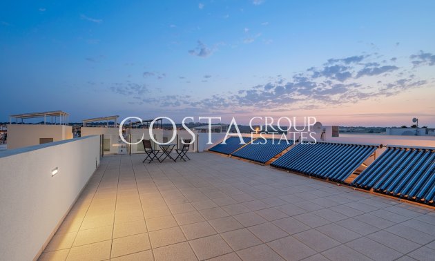 Resale - Villa -
Orihuela Costa - Villamartín