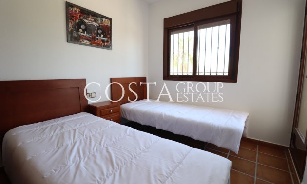 Resale - Villa -
Algorfa - La finca Golf