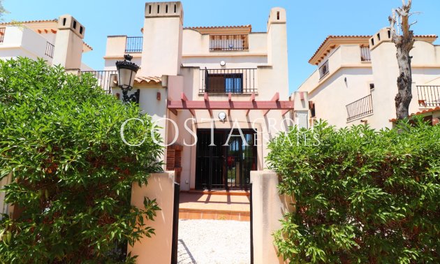 Resale - Villa -
Algorfa - La finca Golf
