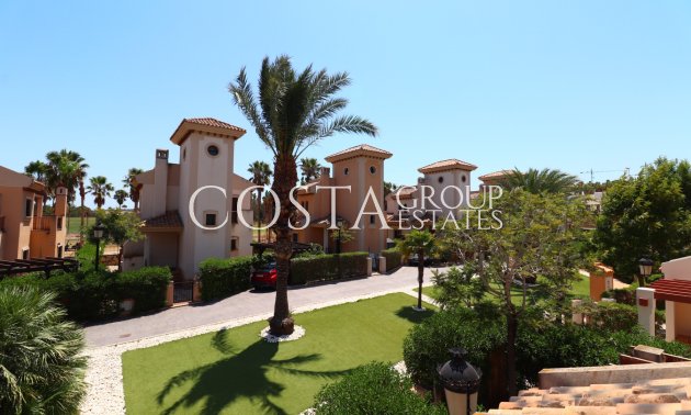 Resale - Villa -
Algorfa - La finca Golf