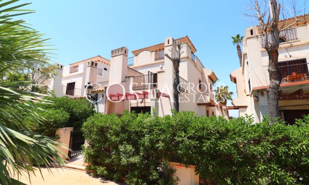 Resale - Villa -
Algorfa - La finca Golf