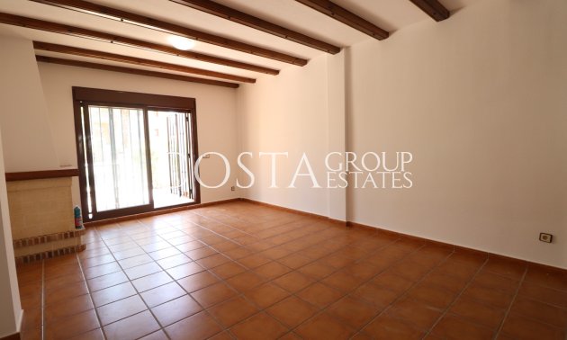 Resale - Villa -
Algorfa - La finca Golf