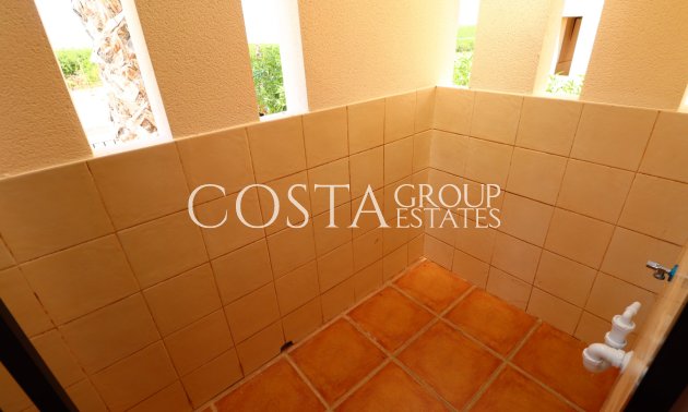 Resale - Villa -
Algorfa - La finca Golf