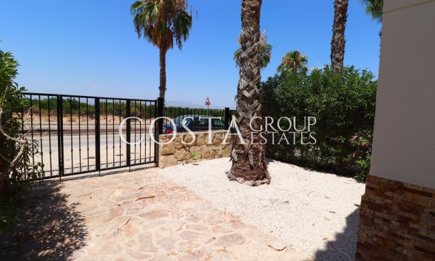 Resale - Villa -
Algorfa - La finca Golf