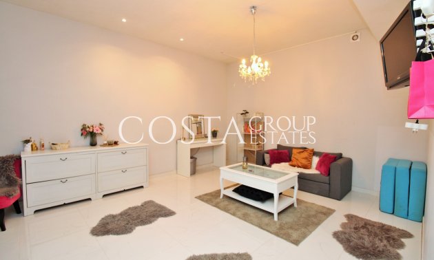 Revente - Villa -
Villamartín
