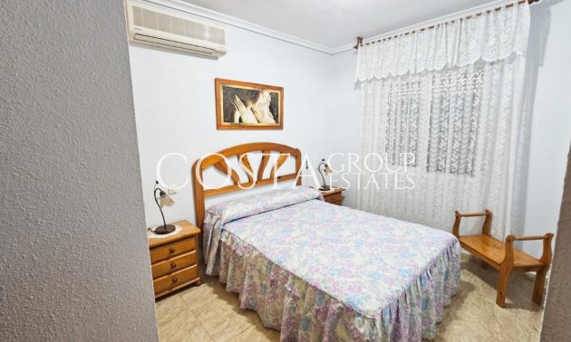 Odsprzedaż - Apartments -
Los Alcazares