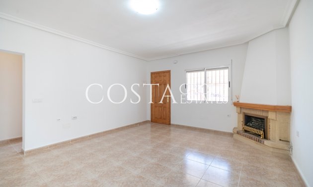 Revente - Villa -
Algorfa
