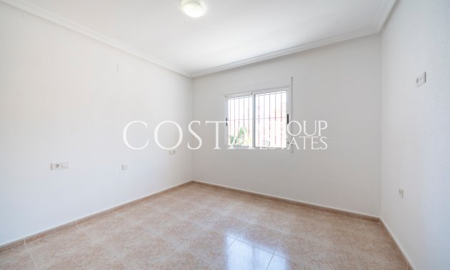 Revente - Villa -
Algorfa