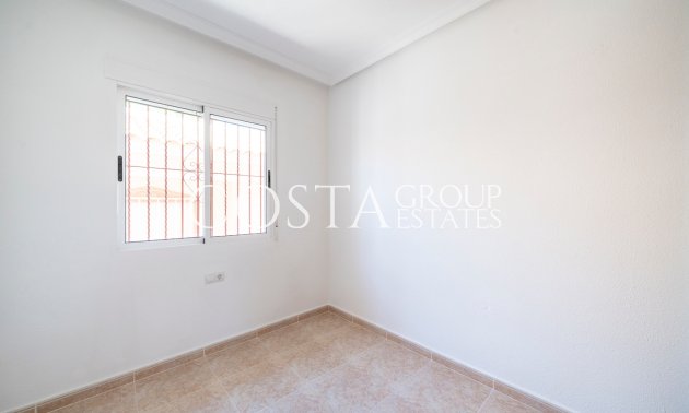 Revente - Villa -
Algorfa