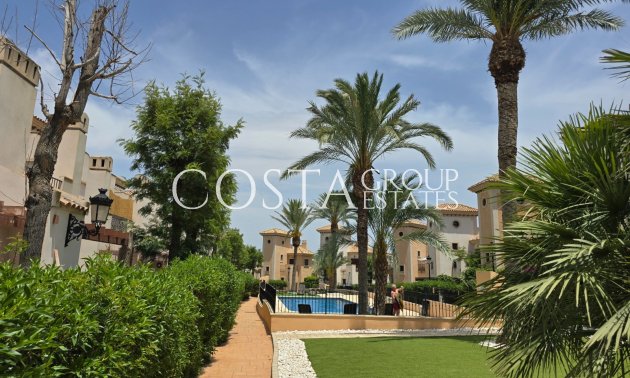 Resale - Villa -
Algorfa - La Finca Golf Resort