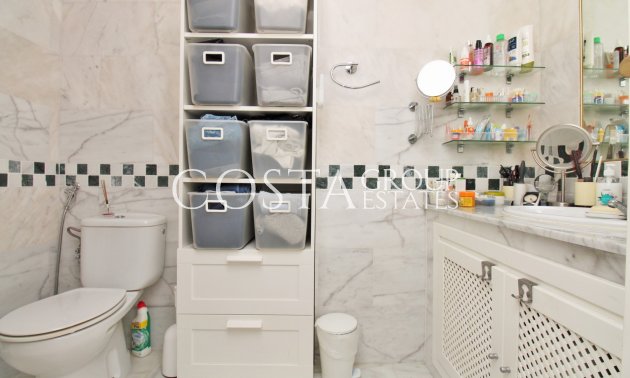 Herverkoop - Appartement -
Villamartín - PAU 8