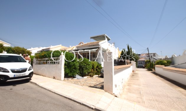 Herverkoop - Villa -
Ciudad Quesada