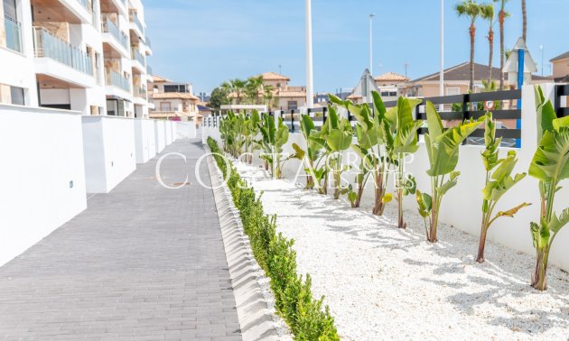 Wiederverkauf - Apartments -
Orihuela Costa - La Zenia- Orihuela costa