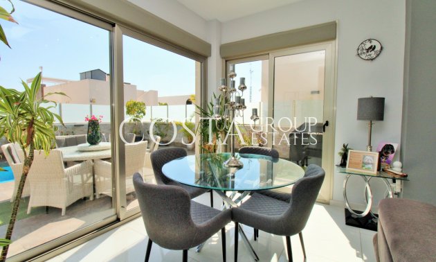 Revente - Villa -
Villamartín