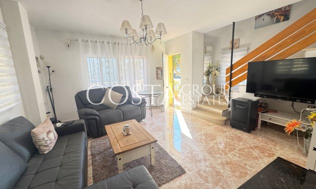 Resale - Villa -
Villamartín - Lomas del Golf
