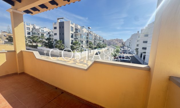 Resale - Villa -
Villamartín - Lomas del Golf