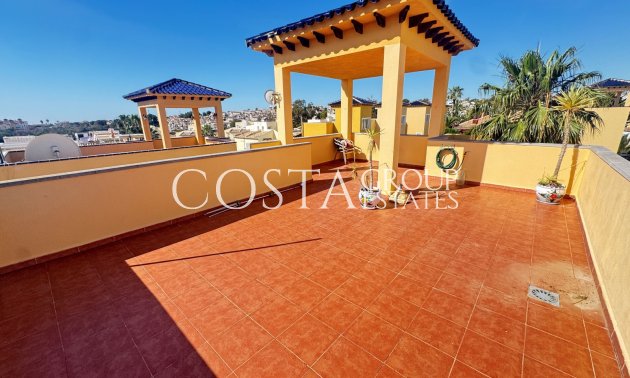 Resale - Villa -
Villamartín - Lomas del Golf