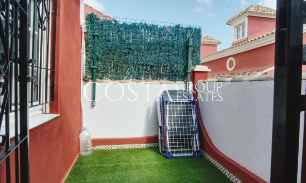 Wiederverkauf - Villa -
Orihuela Costa