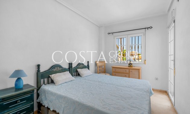 Odsprzedaż - Dom -
Orihuela Costa - Los Dolses