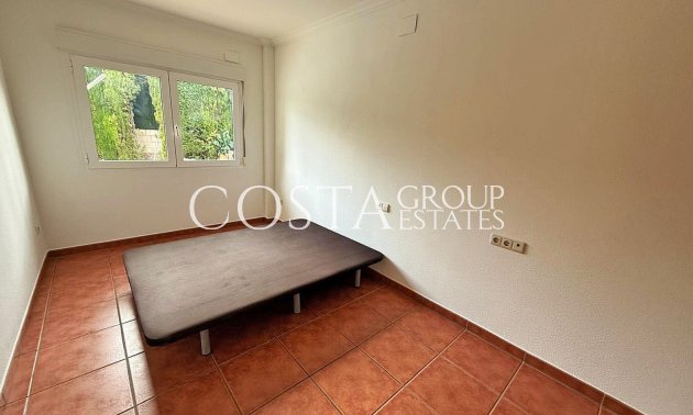 Revente - Villa -
Elda