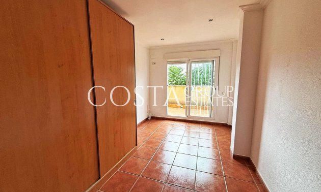 Revente - Villa -
Elda