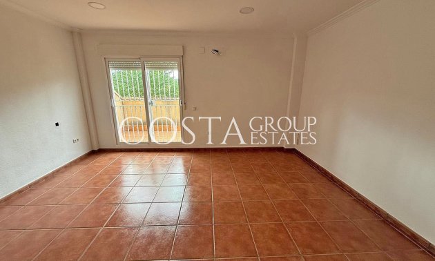 Revente - Villa -
Elda