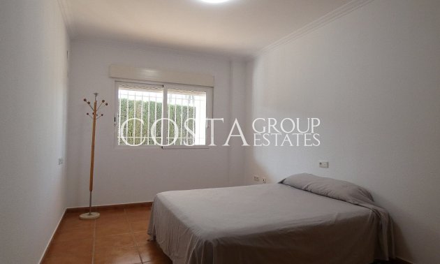 Revente - Villa -
Elda