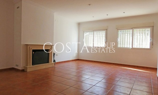 Revente - Villa -
Elda